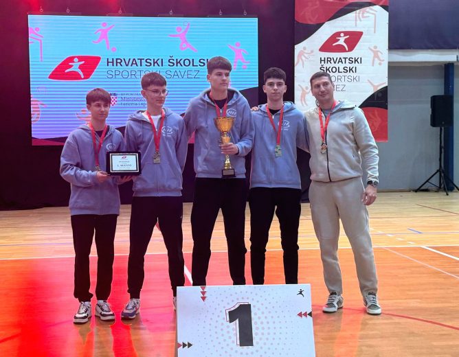 Vinkovački gimnazijalci prvaci države u stolnom tenisu