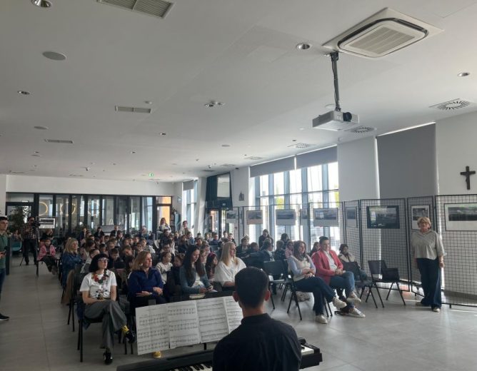 Prijavite se za Knjiški GeoLov