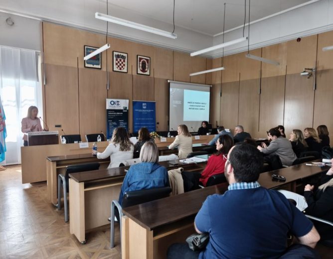Okrugli stol na temu “Podrška obitelji u zajednici”