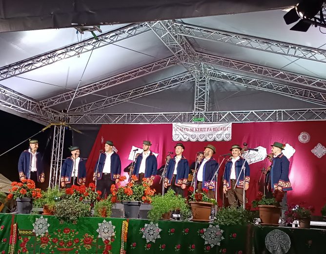 Na 14. Bećarfestu u Babinoj Gredi slavili MPS „Faši“ iz Novih Perkovaca i ŽPS KUD-a „Odvorci“ iz Grgurevića
