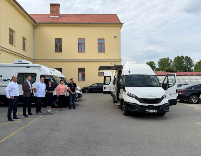 Tri mobilne ambulante stigle u VSŽ: Liječnik i u selima bez stalnih ordinacija