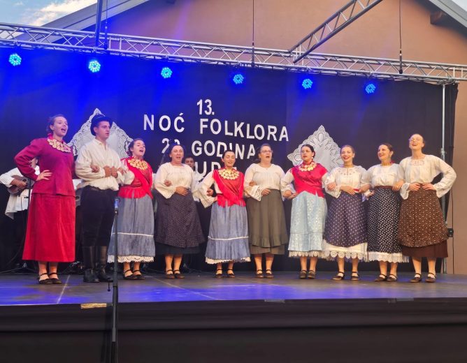 KUD „Ljeskovac” obilježio 20 godina rada uz bogat program 13. Noći folklora