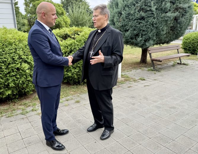 Vukovarsko-srijemska županija sufinancira rad bračnih i obiteljskih savjetovališta u Vukovaru i Vinkovcima