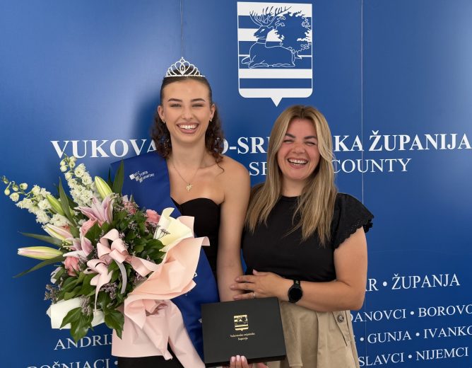 Prva pratilja Miss sporta Hrvatske Lea Turkalj na prijemu u Vukovarsko-srijemskoj županiji