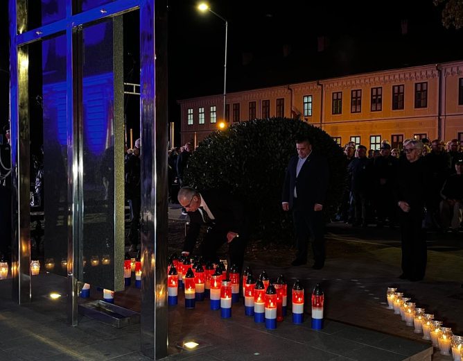 U Vukovaru odana počast 97 poginulih i nestalih hrvatskih policajaca